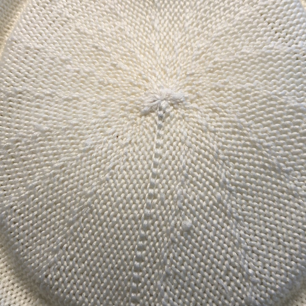 Beautifully crocheted summer brim hat - Picture 6 of 10